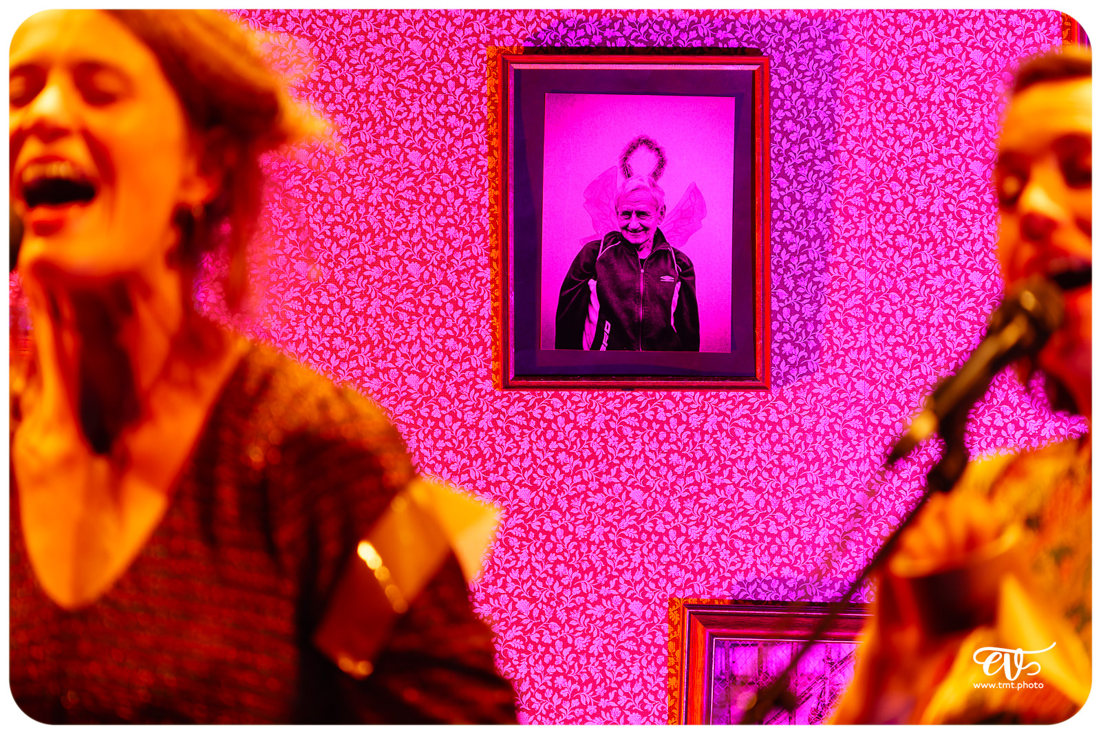 LES GÉANTES (LE DUO DU BAS)